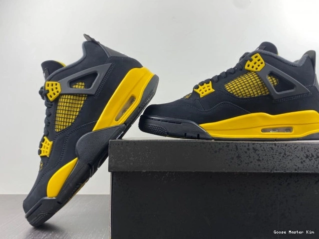 4 Jordan 308497-017 2023 Air Retro 